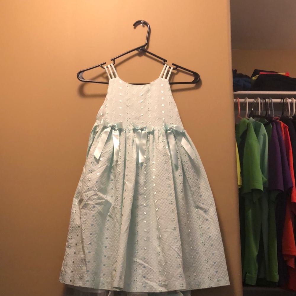 Girl’s formal dress